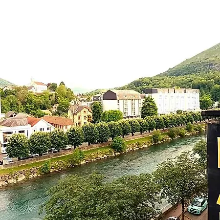 Hotel Jeanne D'arc Lourdes