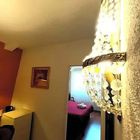 Jeanne D'arc Hotel