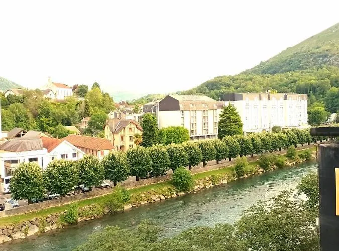 Jeanne D'arc ホテル ルルド