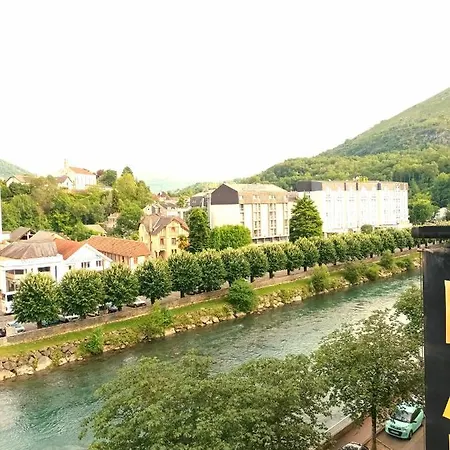 Jeanne D'arc Отель Лурд