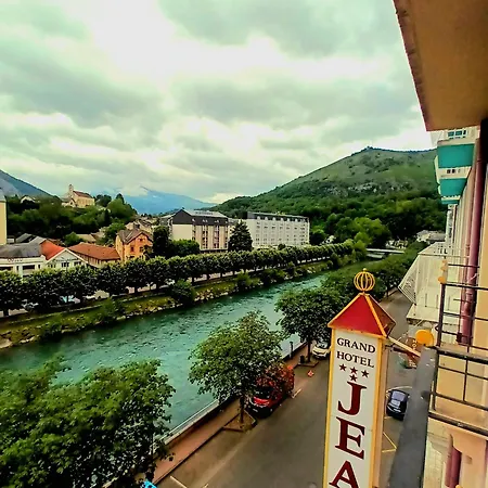 Jeanne D'arc Отель Лурд