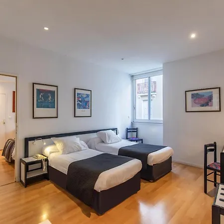 Отель Jeanne D'arc Лурд