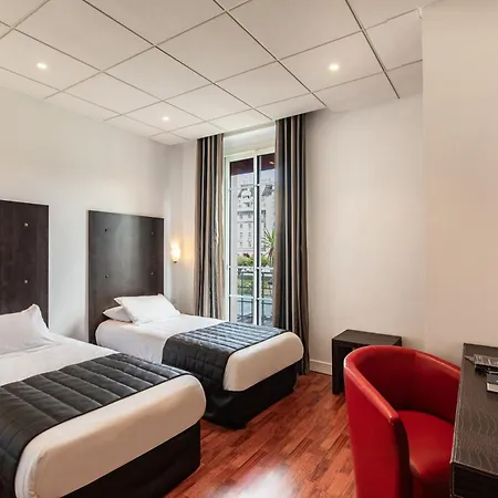 Отель Jeanne D'arc 4*